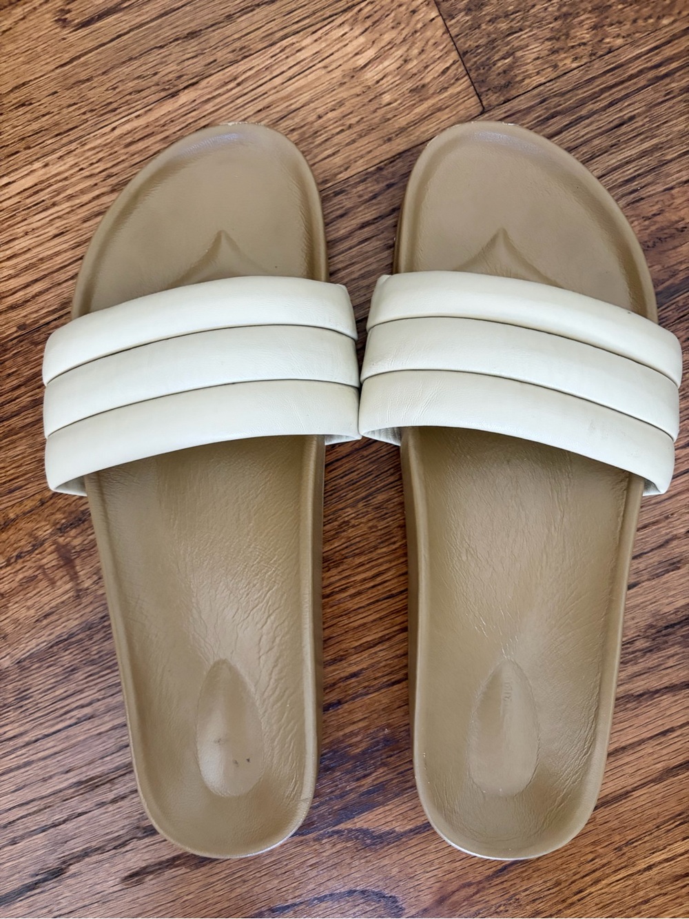 Beatrice Valenzuela Sandalia Slide Sandal